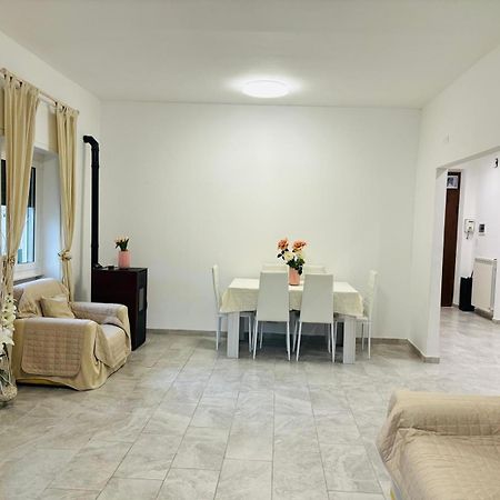 Milky'S House Villa Isola del Cantone Bagian luar foto